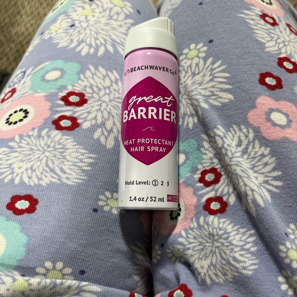The Beachwaver Co. Great Barrier Heat Protectant Spray - Pink